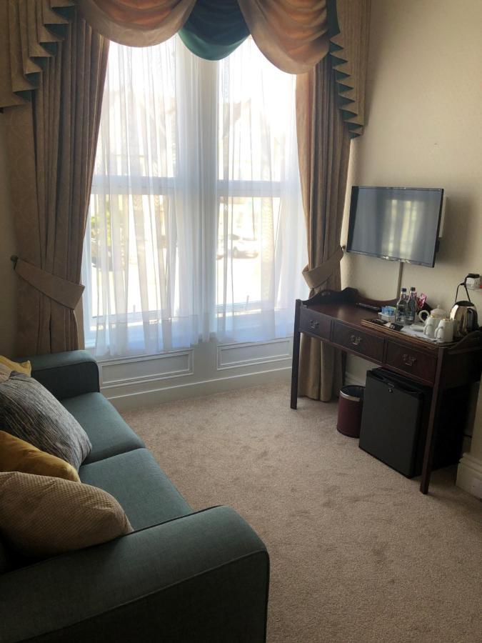 Adcote House (Adults Only) 호텔 랜디드노 외부 사진